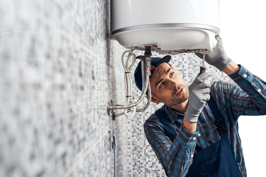 Plumbing Problems 101: DIY Fixes and When to Call a Professional